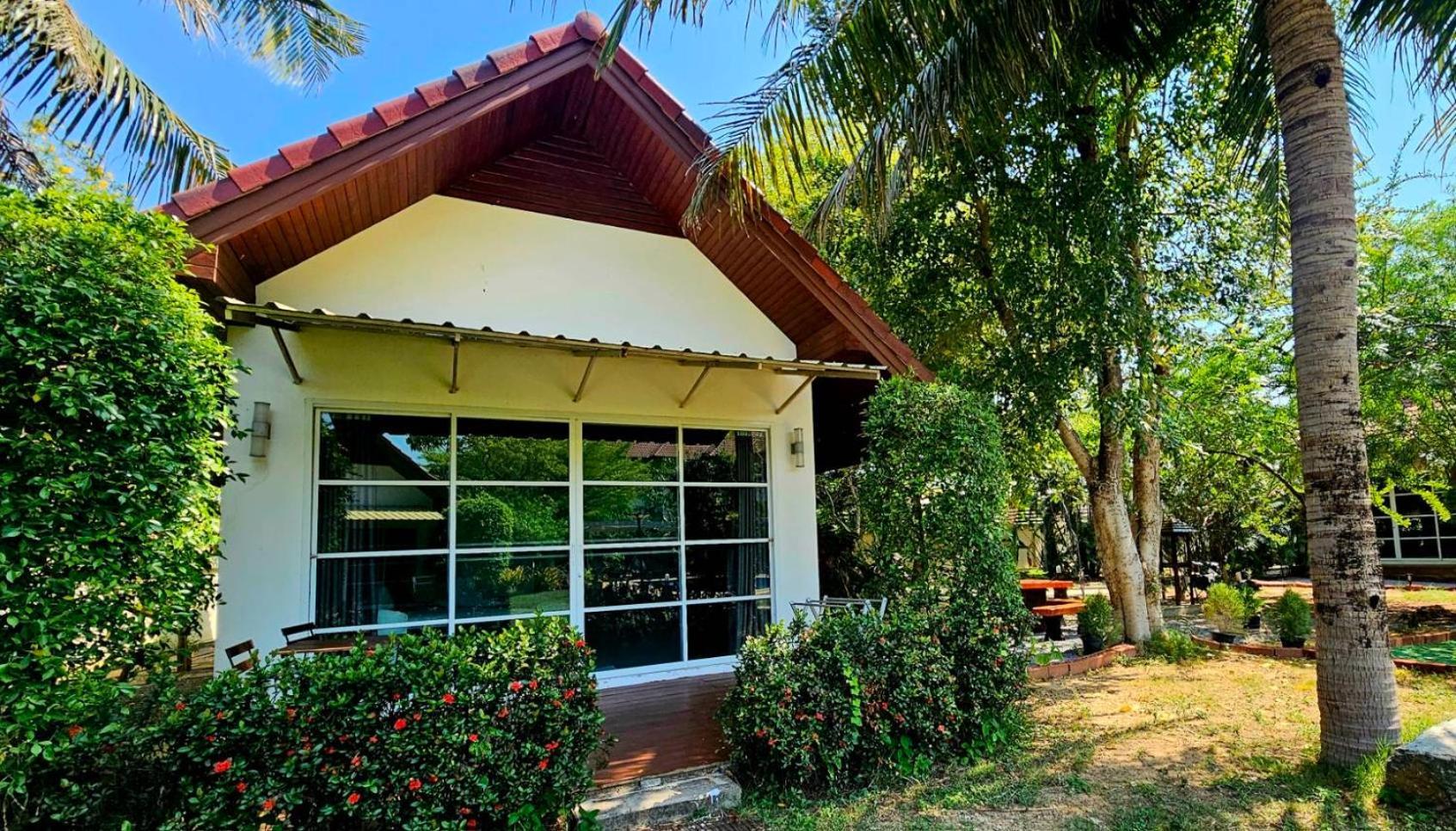 The Hillside Pranburi Resort Exteriör bild