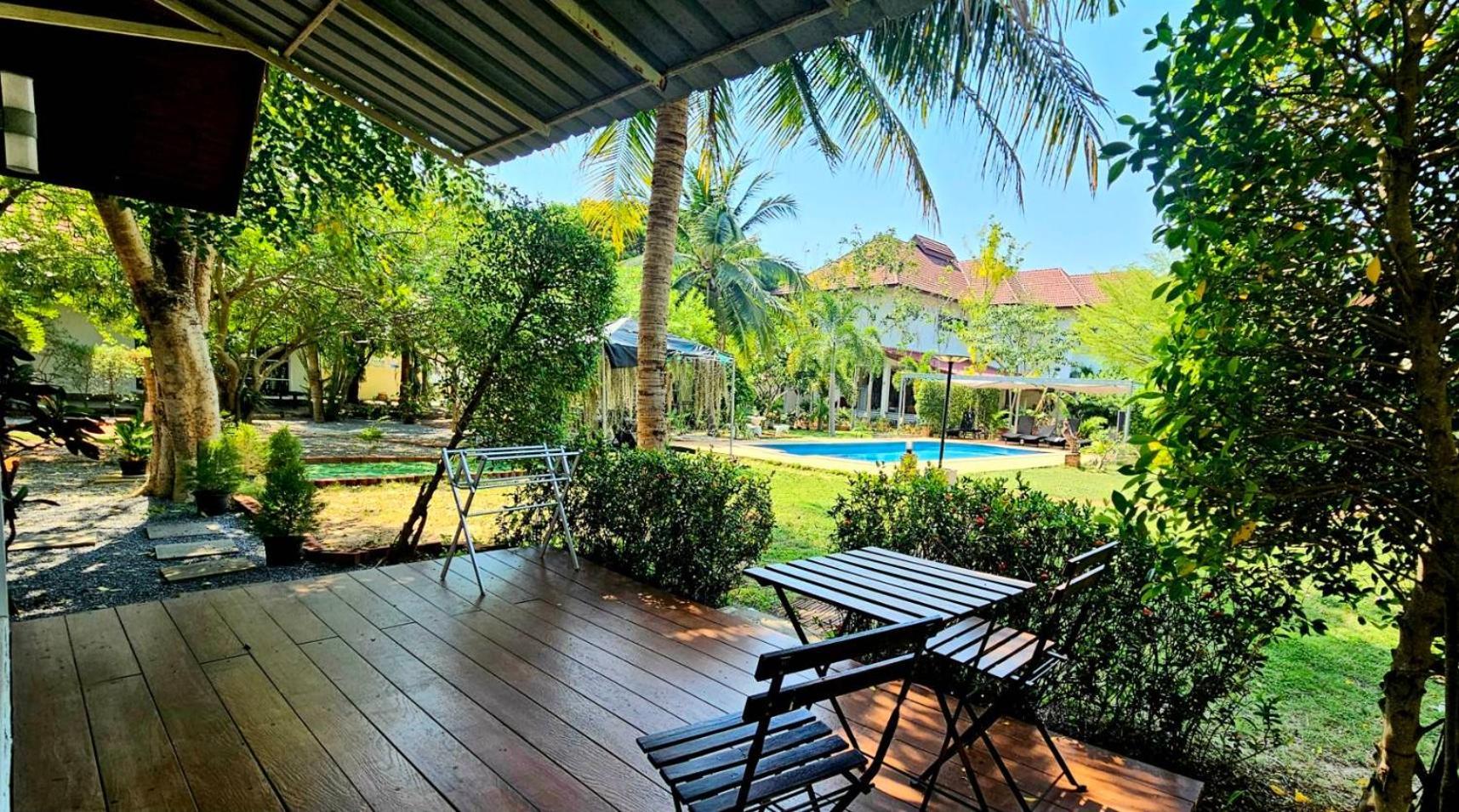 The Hillside Pranburi Resort Exteriör bild