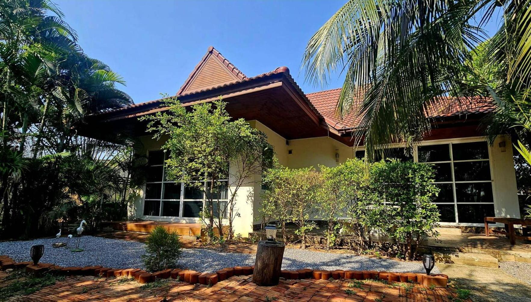The Hillside Pranburi Resort Exteriör bild